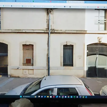 A Vous, 3 Pieces Ile Sud Avec Parking *